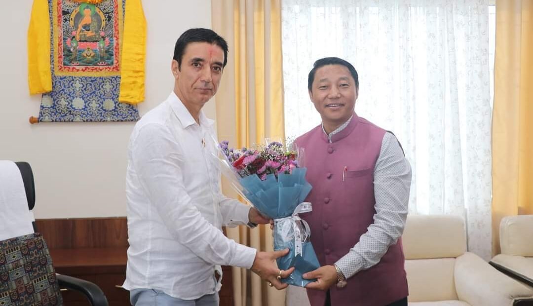 डा मङ्गलजित राई बने सिकोनका नयाँ अध्यक्ष